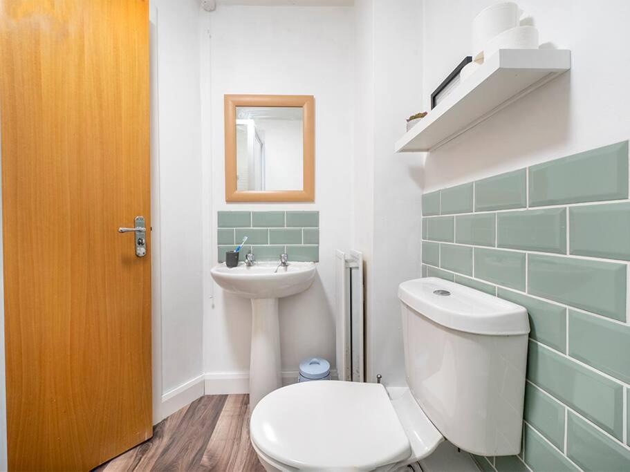 Lovely 2 Bedroom Apt At Ormeau Park W/ Free Parking Belfast Luaran gambar