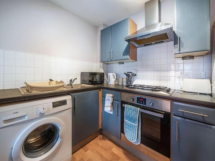 Lovely 2 Bedroom Apt At Ormeau Park W/ Free Parking Belfast Luaran gambar